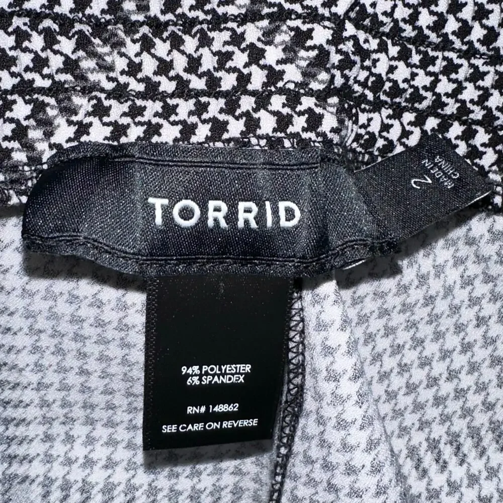Torrid Black White Plaid Crepe Pull On Tapered Ankle Pant Size 2XL - Picture 3 of 16